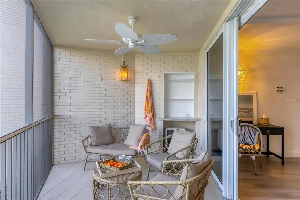 4825 Gulf Of Mexico Drive Longboat Key FL 34228
