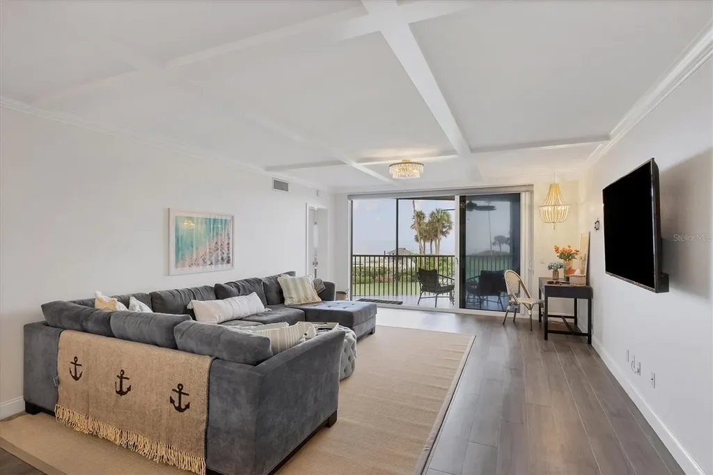 4825 Gulf Of Mexico Drive Longboat Key FL 34228