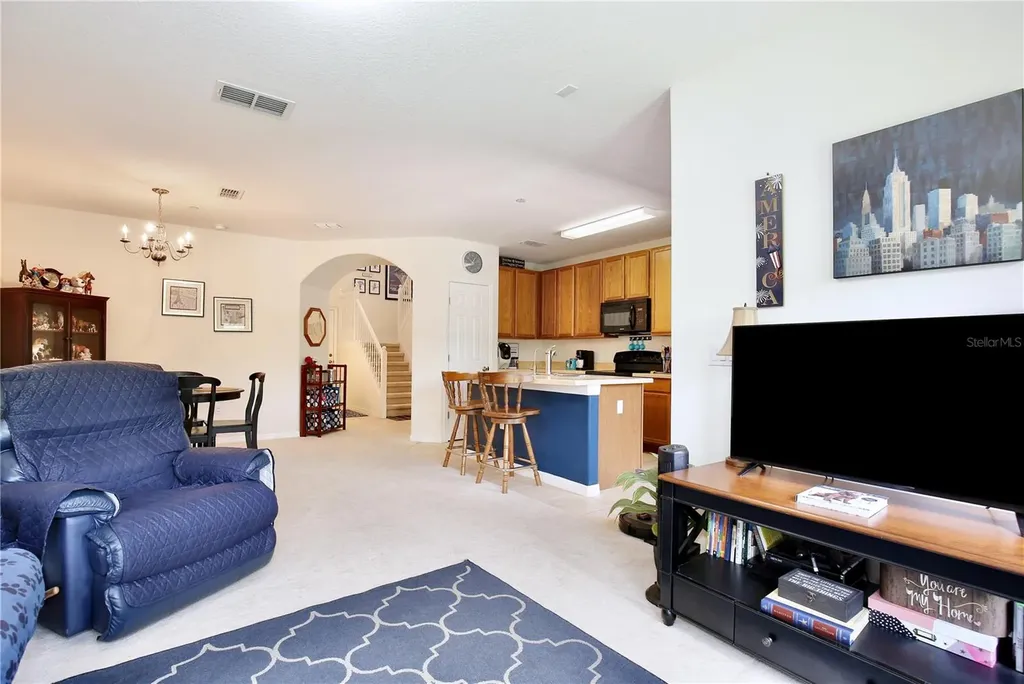 9664 Doris Lane Orlando FL 32829