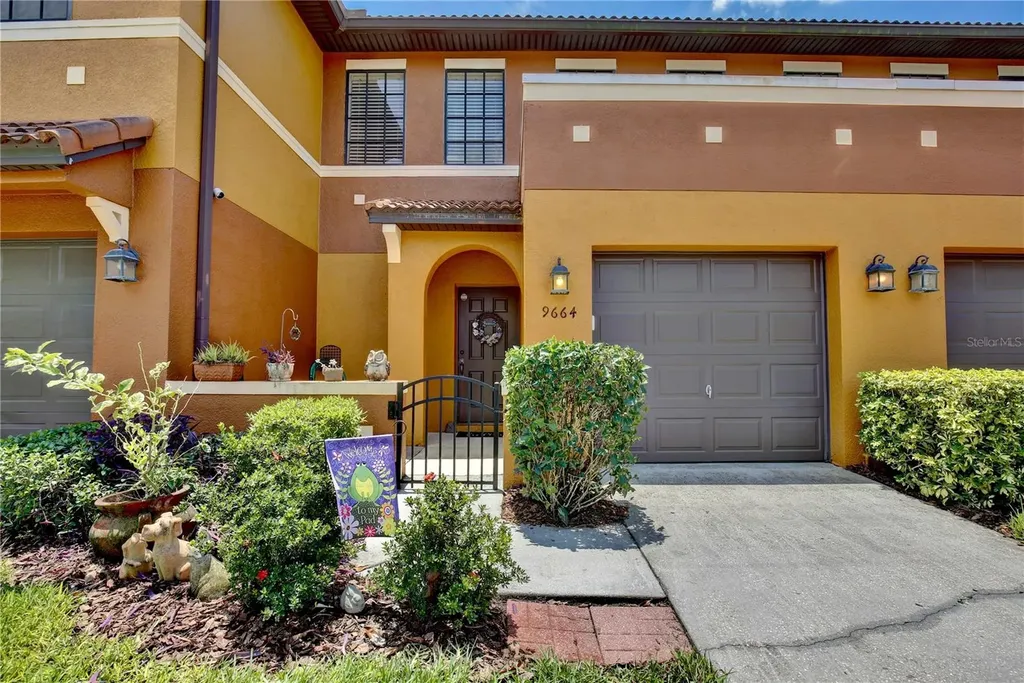 9664 Doris Lane Orlando FL 32829
