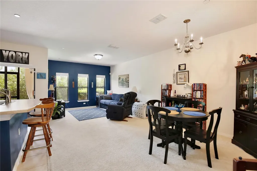 9664 Doris Lane Orlando FL 32829