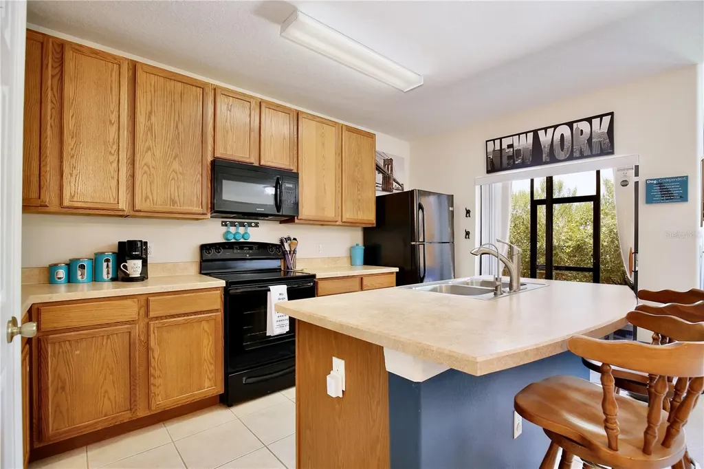 9664 Doris Lane Orlando FL 32829