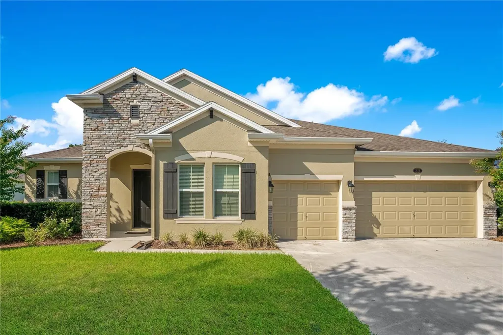 334 W Victoria Trails Boulevard Deland FL 32724