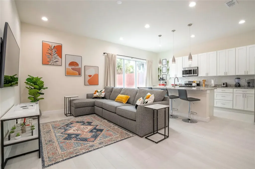 7525 Sunflower Circle Kissimmee FL 34747