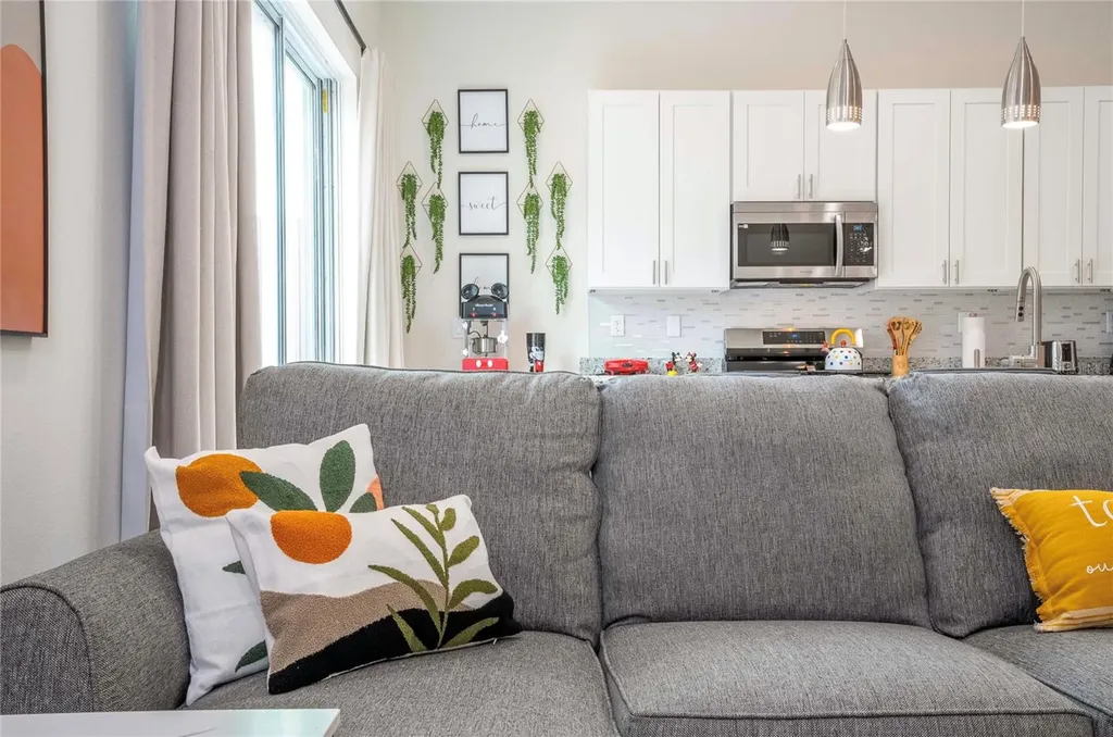 7525 Sunflower Circle Kissimmee FL 34747