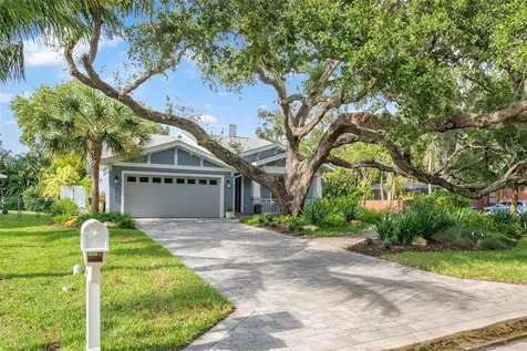 2585 Hyde Park Street Sarasota FL 34239