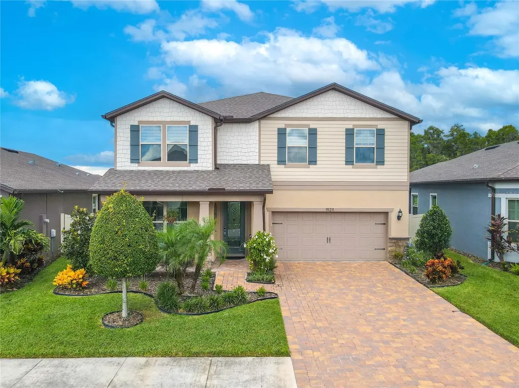 19211 Mossy Pine Drive Tampa FL 33647