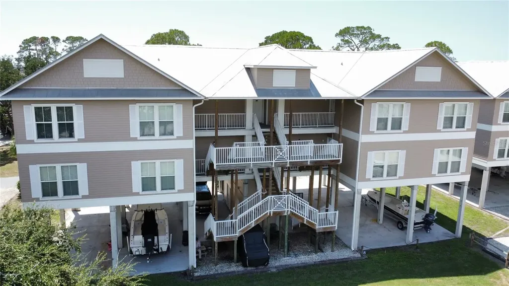 221 3rd Avenue E Horseshoe Beach FL 32648