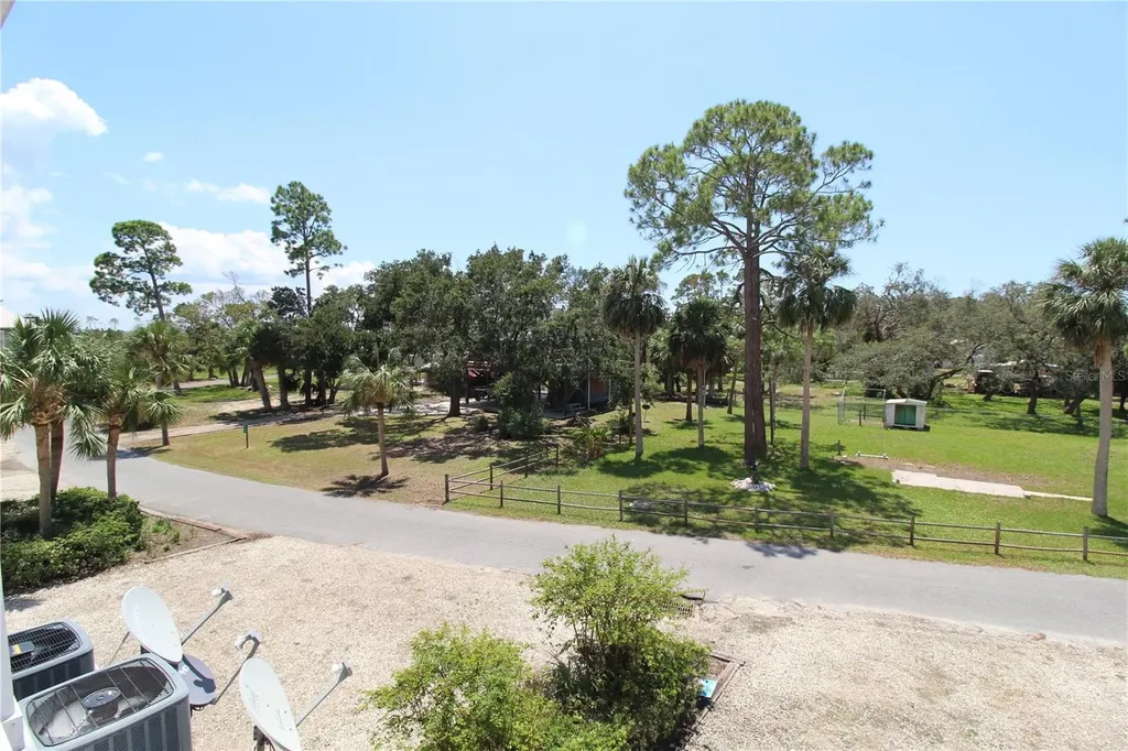 221 3rd Avenue E Horseshoe Beach FL 32648