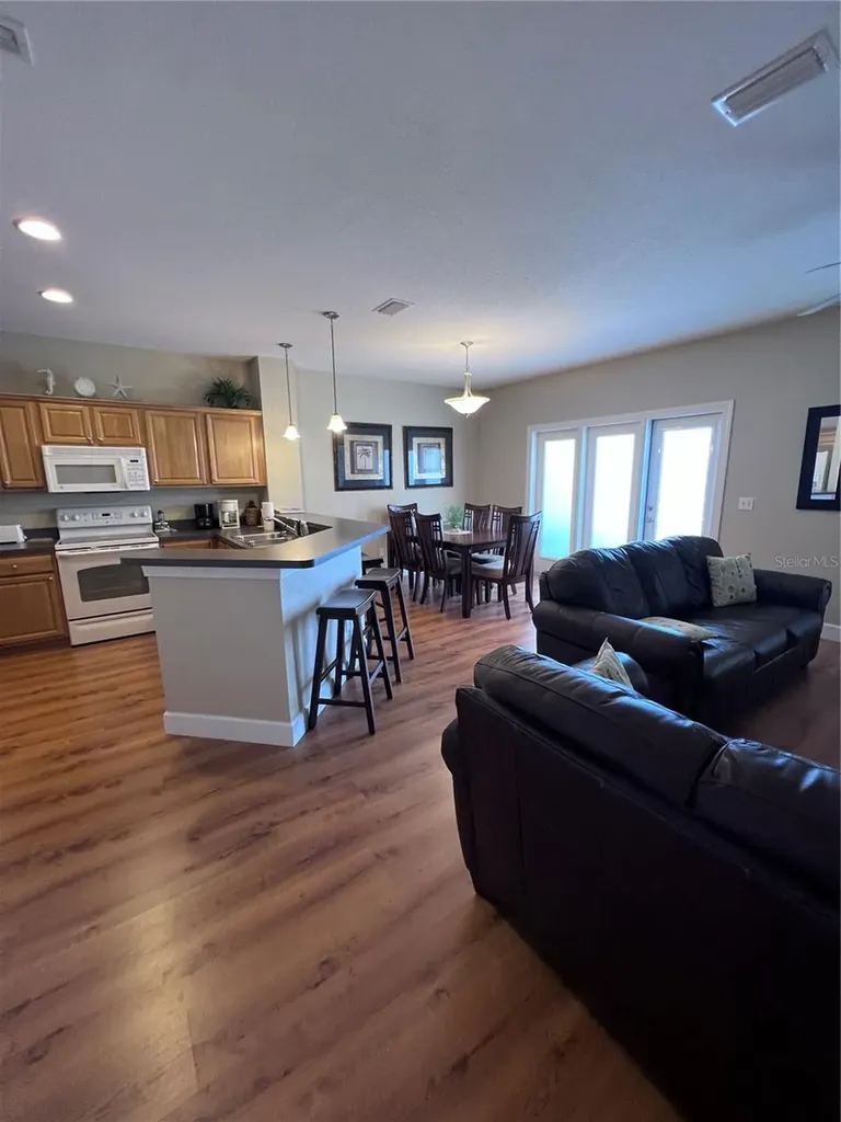 221 3rd Avenue E Horseshoe Beach FL 32648