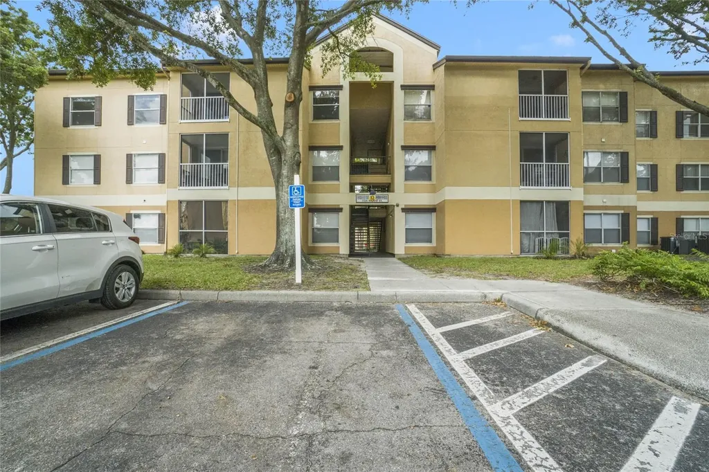 7524 Seurat Street Orlando FL 32819