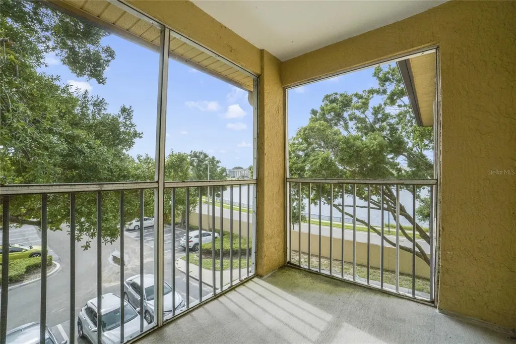 7524 Seurat Street Orlando FL 32819