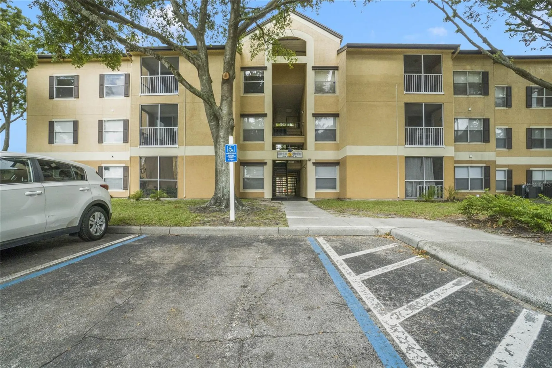 7524 Seurat Street Orlando FL 32819