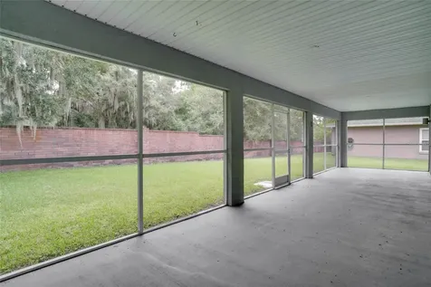 1042 Twisted Branch Lane Saint Cloud FL 34771