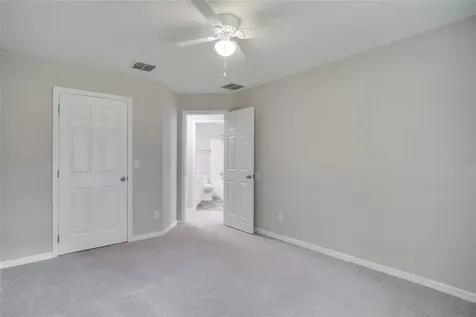 1042 Twisted Branch Lane Saint Cloud FL 34771
