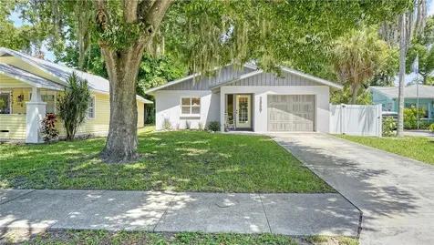 2459 Bay Street Sarasota FL 34237