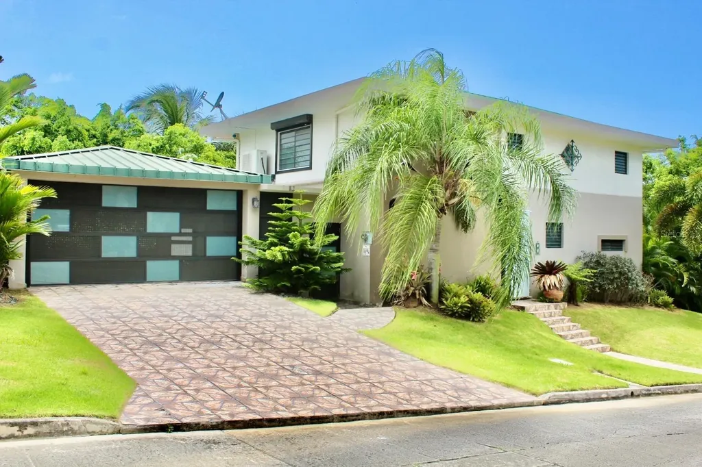 Calle 1 Ingenio Hacienda Margarita Luquillo PR 00773