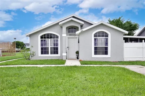 2357 Harbor Town Drive Kissimmee FL 34744