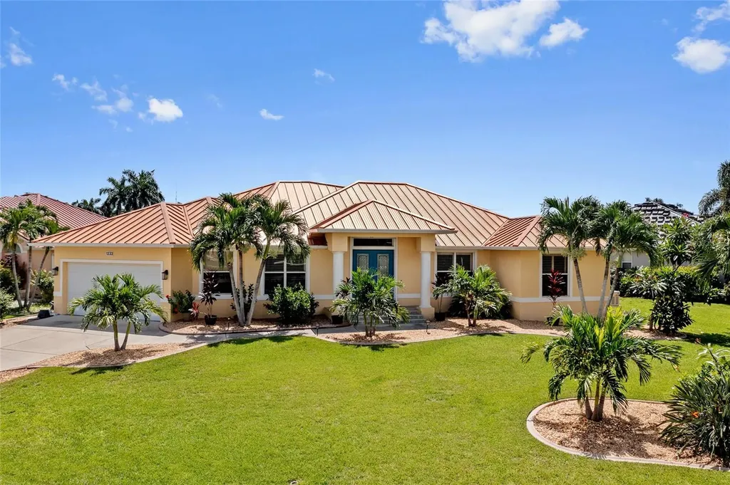 1233 Sea Breeze Court Punta Gorda FL 33950