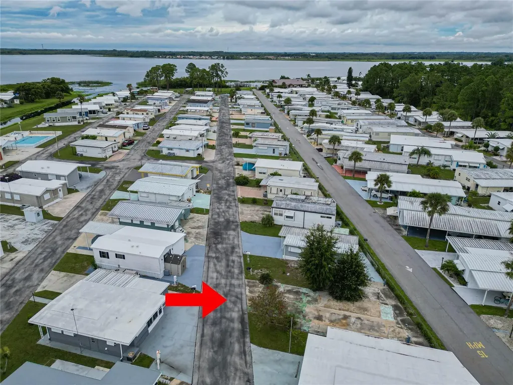7066 Fairview Village Circle Winter Haven FL 33881