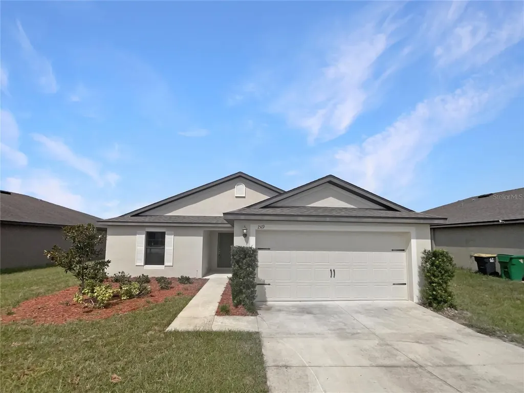 1519 Swan Lake Circle Dundee FL 33838