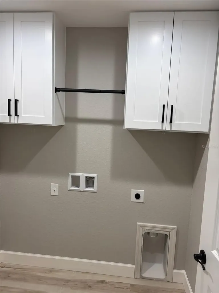 2213 SE 15th Terrace Cape Coral FL 33990