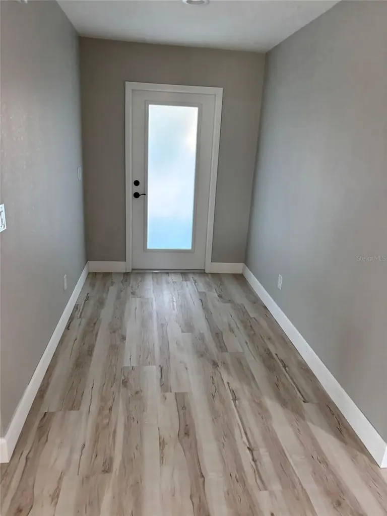 2213 SE 15th Terrace Cape Coral FL 33990