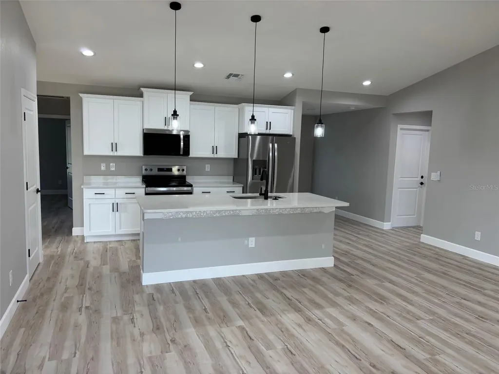 2213 SE 15th Terrace Cape Coral FL 33990