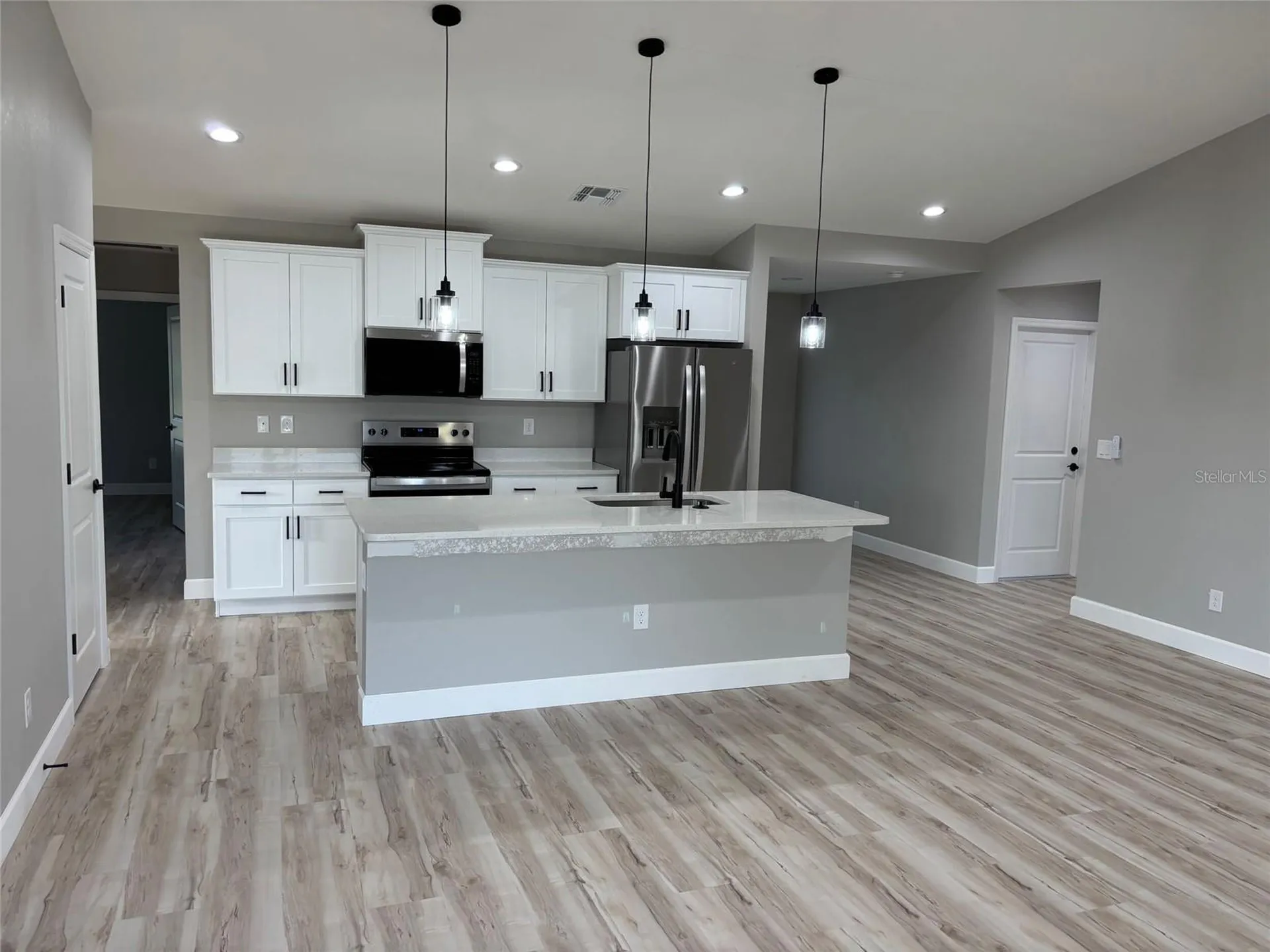 2213 SE 15th Terrace Cape Coral FL 33990