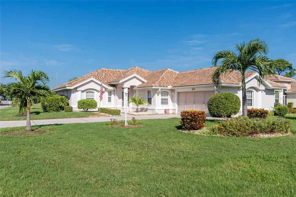8216 Parkside Drive Englewood FL 34224