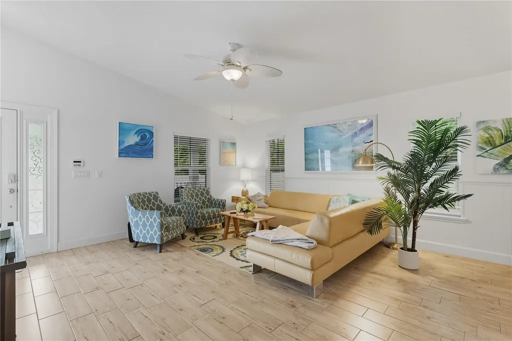 27 Malacompra Road Palm Coast FL 32137