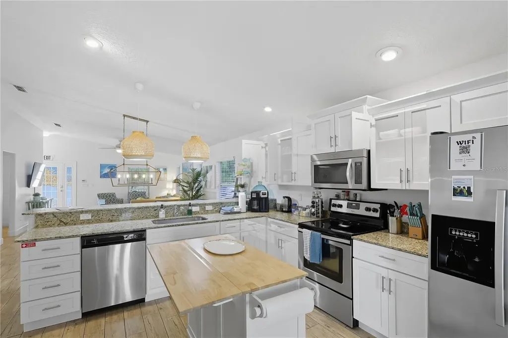 27 Malacompra Road Palm Coast FL 32137