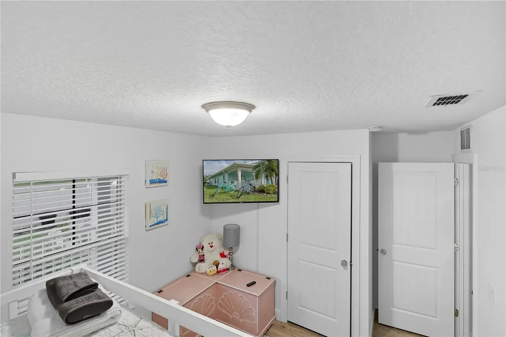 27 Malacompra Road Palm Coast FL 32137