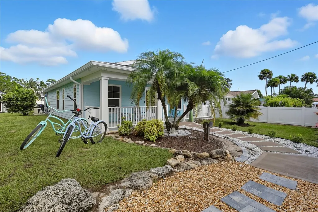 27 Malacompra Road Palm Coast FL 32137