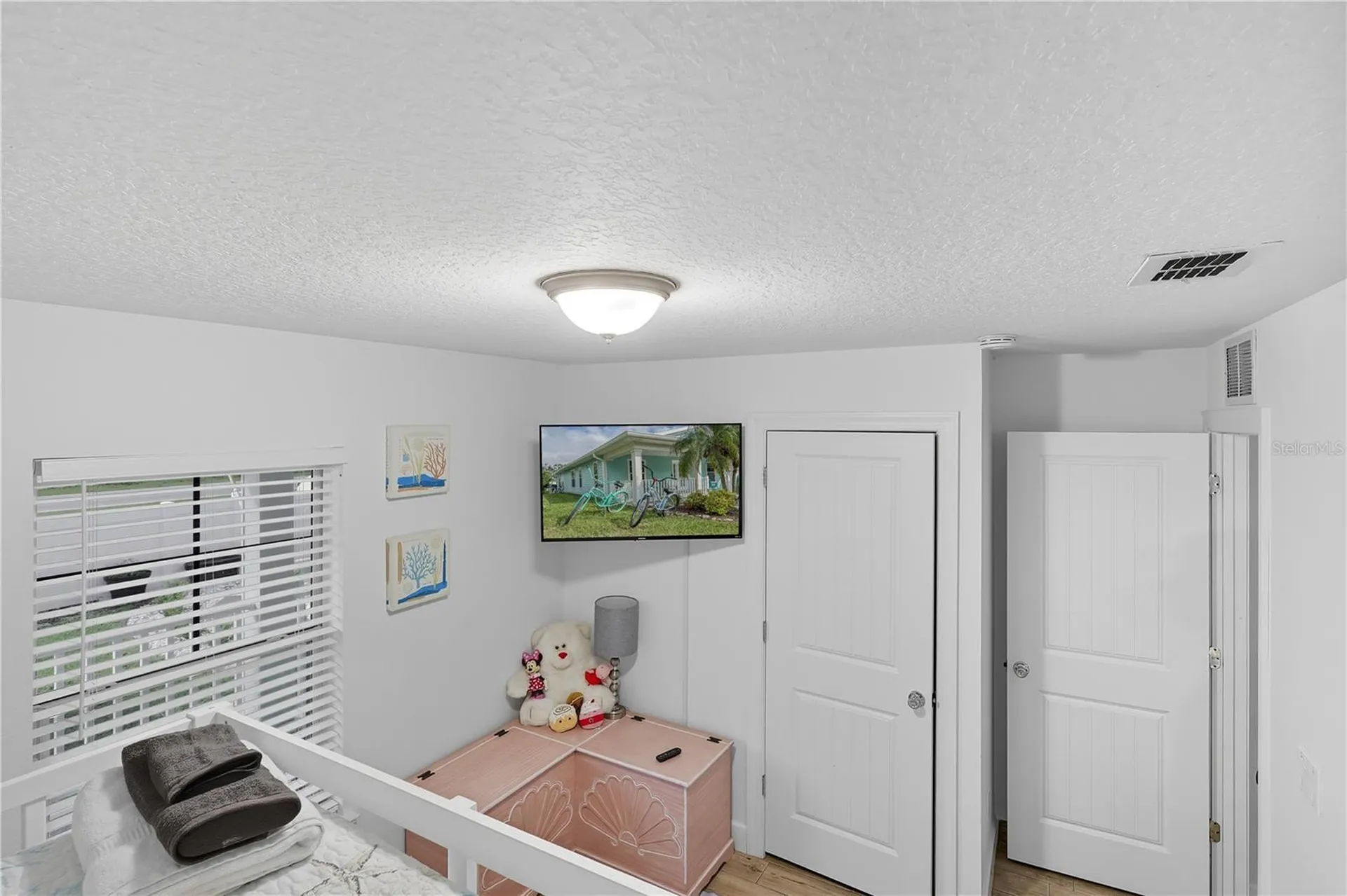 27 Malacompra Road Palm Coast FL 32137