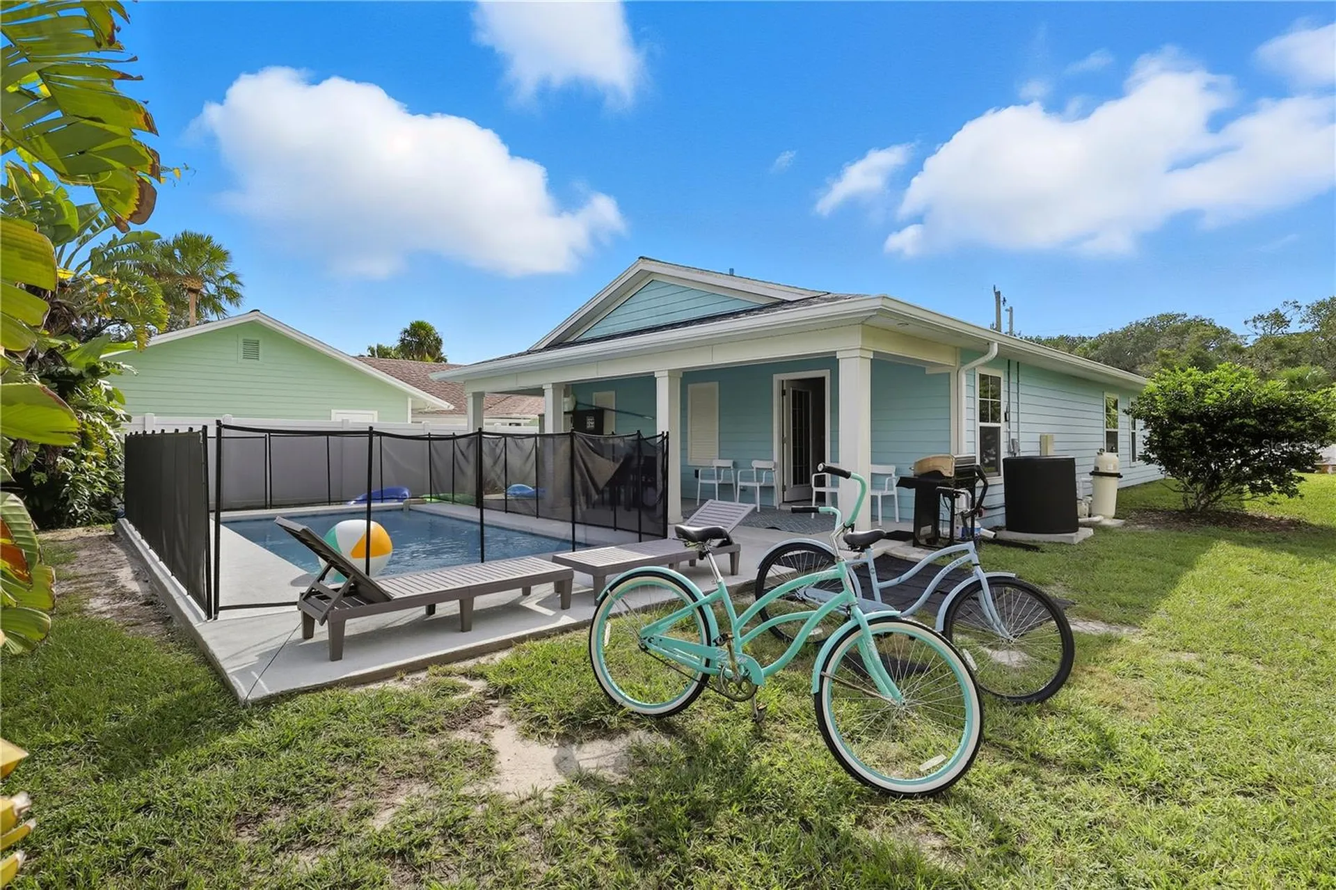 27 Malacompra Road Palm Coast FL 32137