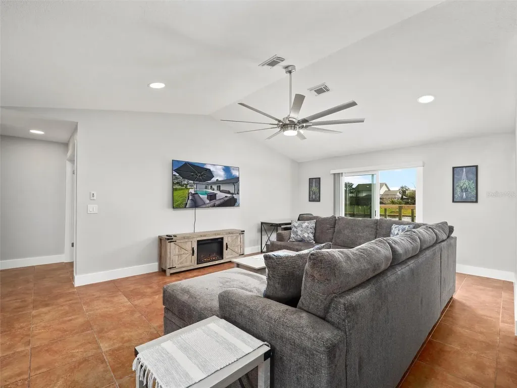 2 Cedar Court Palm Coast FL 32137
