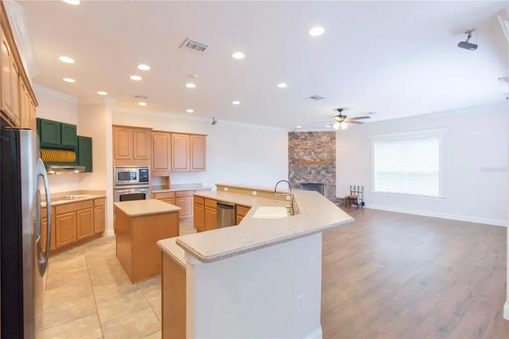 1380 E Lake Shore Boulevard Kissimmee FL 34744