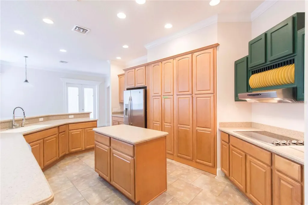 1380 E Lake Shore Boulevard Kissimmee FL 34744