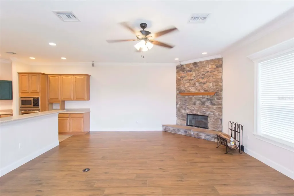 1380 E Lake Shore Boulevard Kissimmee FL 34744