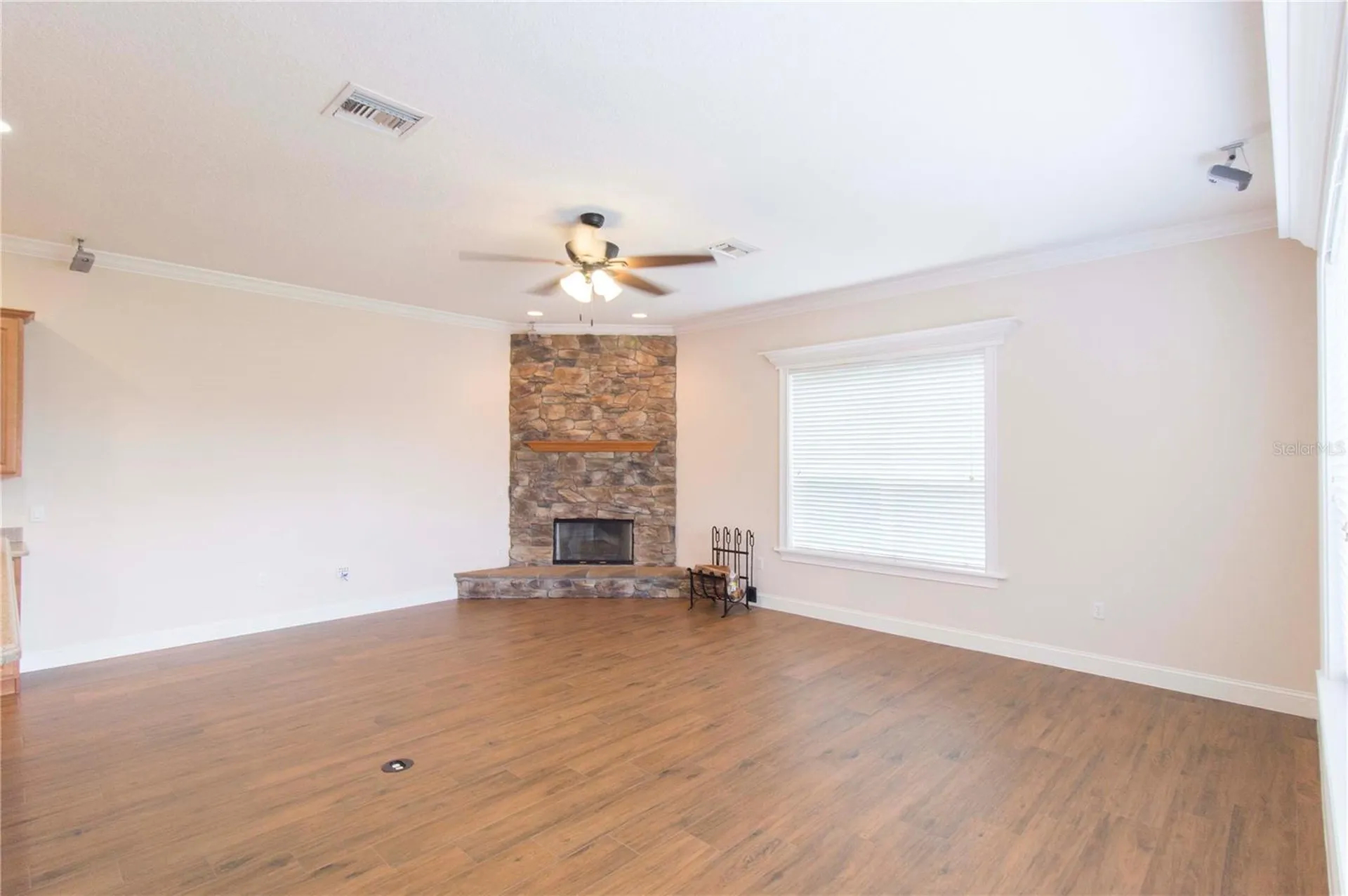 1380 E Lake Shore Boulevard Kissimmee FL 34744