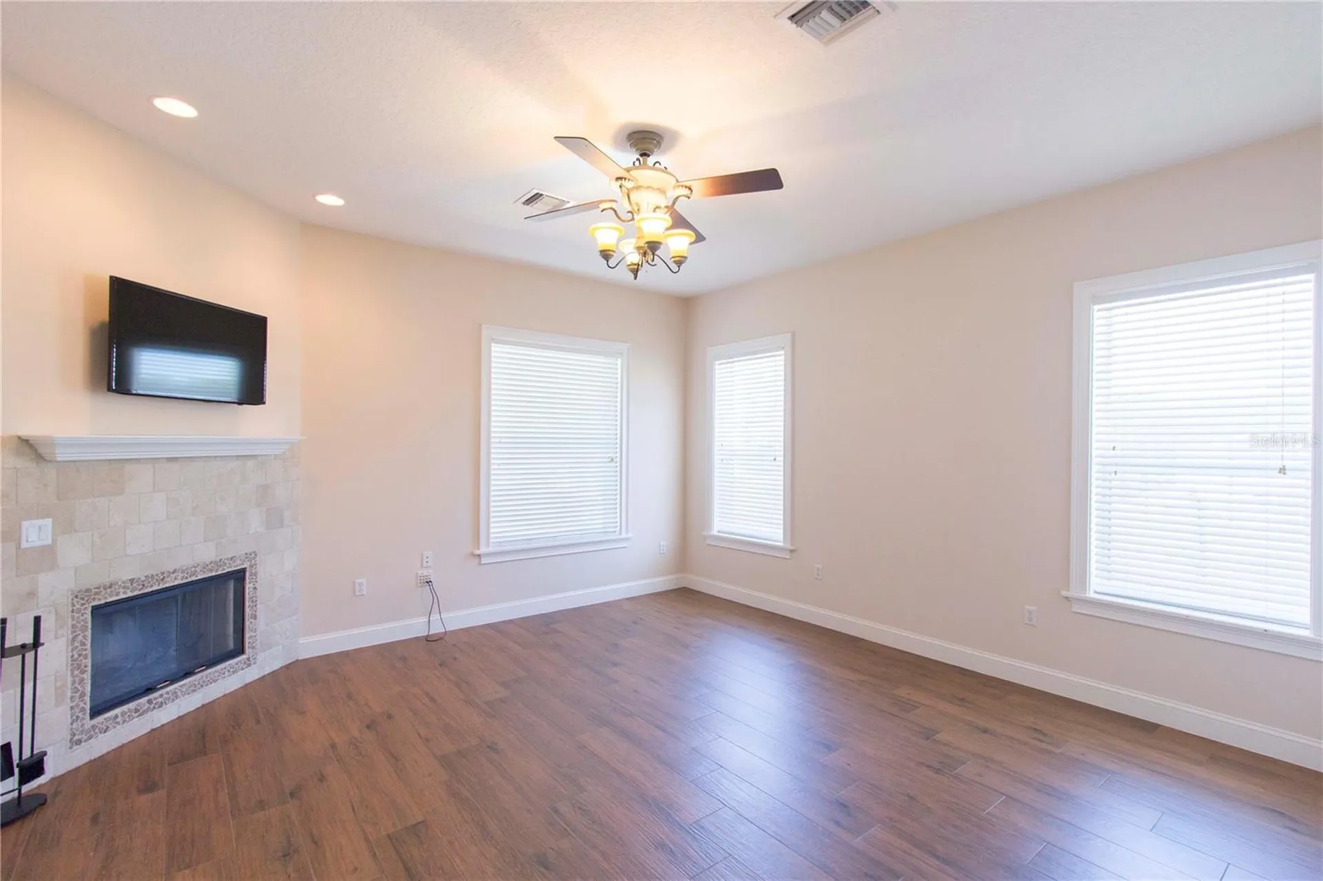 1380 E Lake Shore Boulevard Kissimmee FL 34744