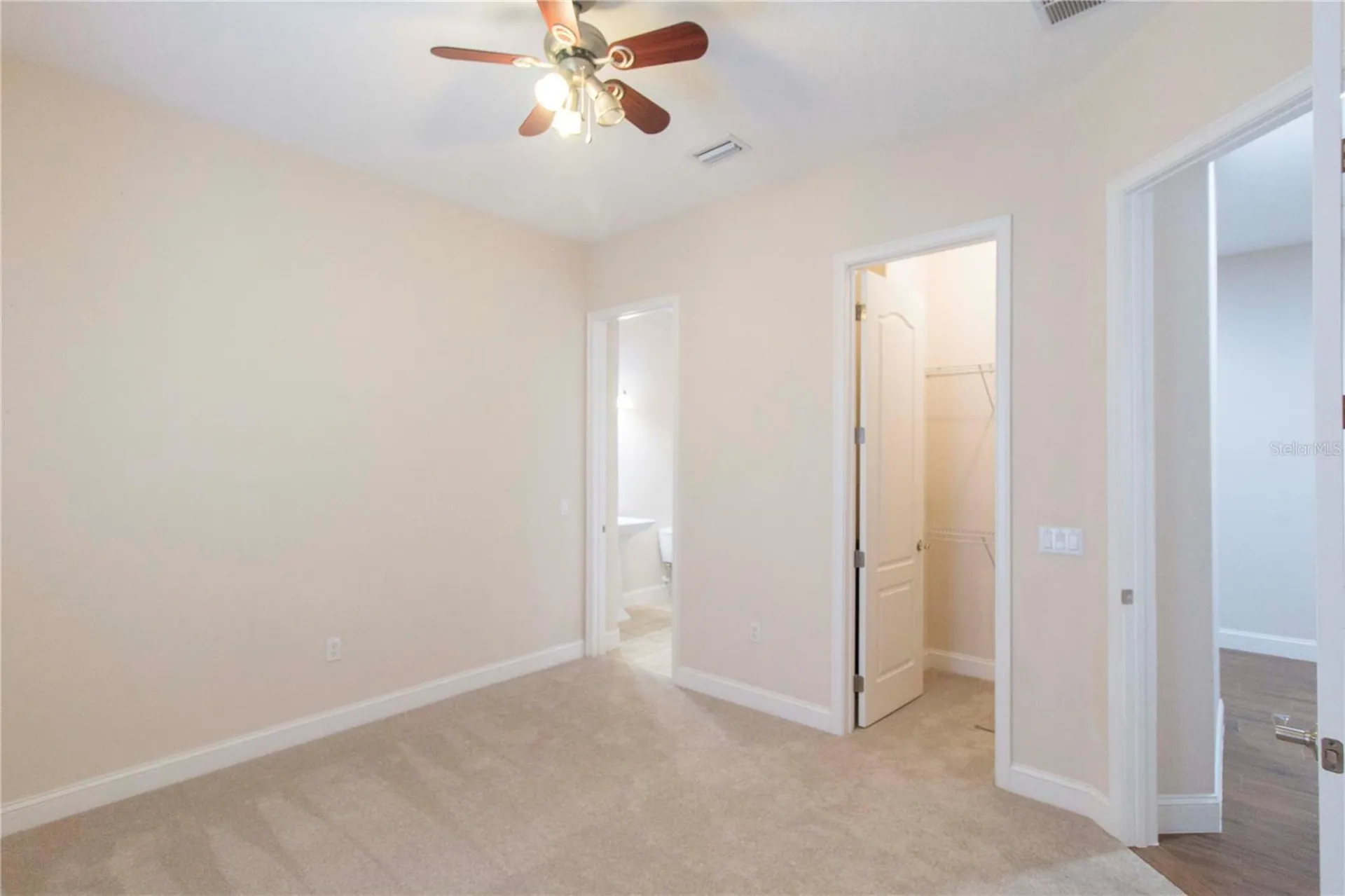 1380 E Lake Shore Boulevard Kissimmee FL 34744