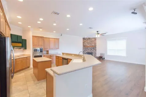 1380 E Lake Shore Boulevard Kissimmee FL 34744