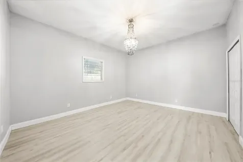 107 E Magnolia Street Kissimmee FL 34744