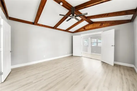 107 E Magnolia Street Kissimmee FL 34744