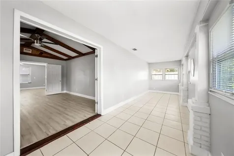 107 E Magnolia Street Kissimmee FL 34744
