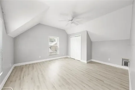 107 E Magnolia Street Kissimmee FL 34744