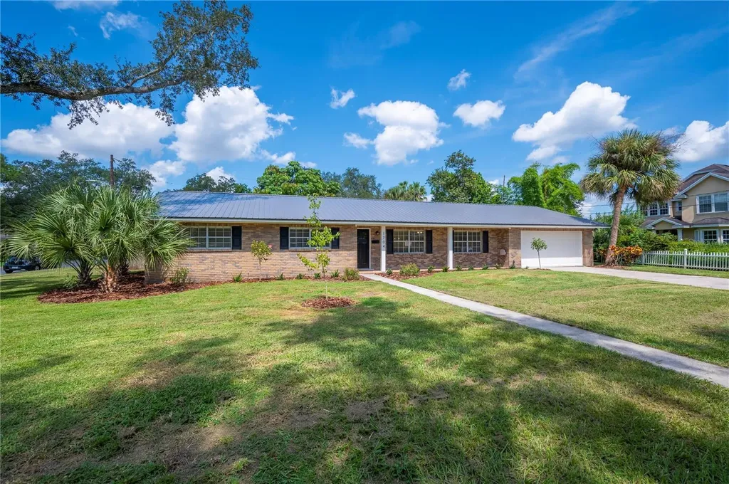 1704 Atlanta Court Lakeland FL 33803