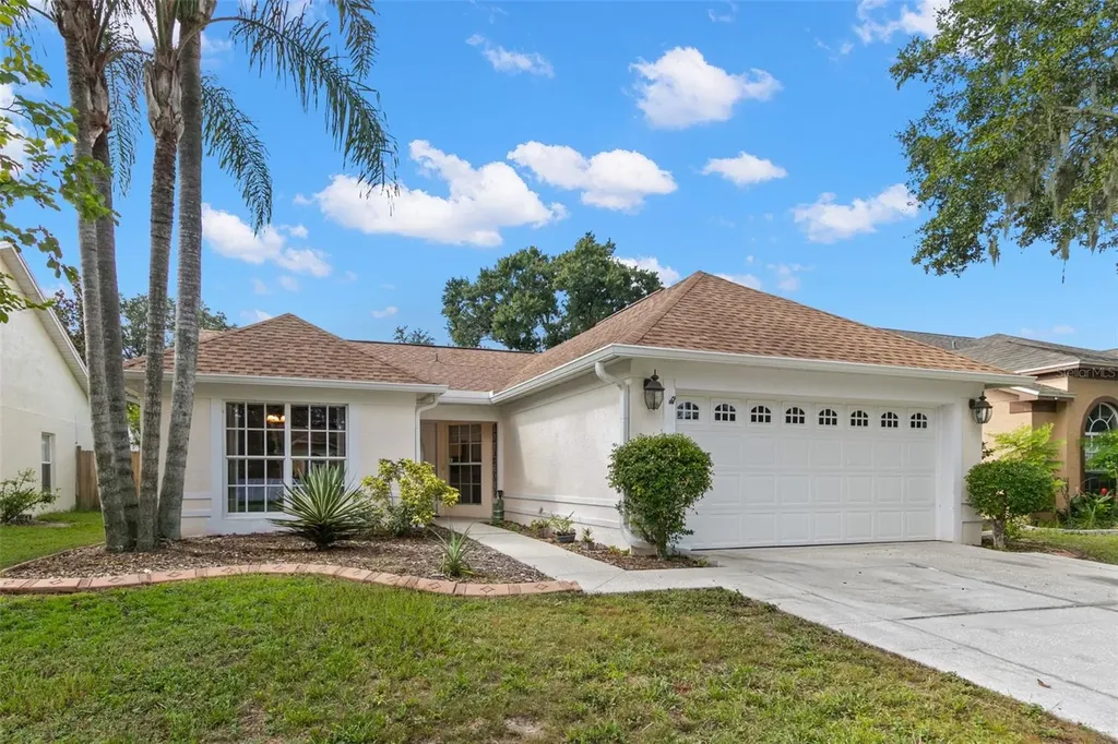 1209 Bloom Hill Avenue Valrico FL 33596